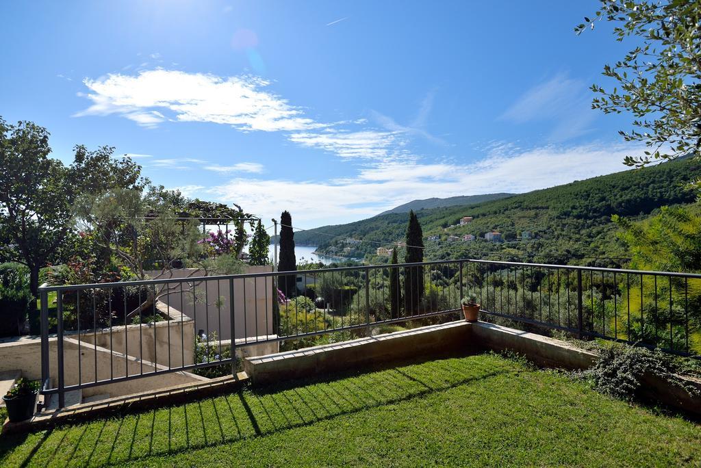 Apartment Andrea Sveta Marina Стая снимка