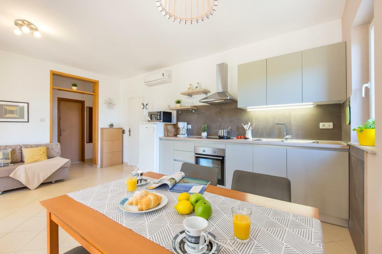 Apartment Andrea Sveta Marina Екстериор снимка